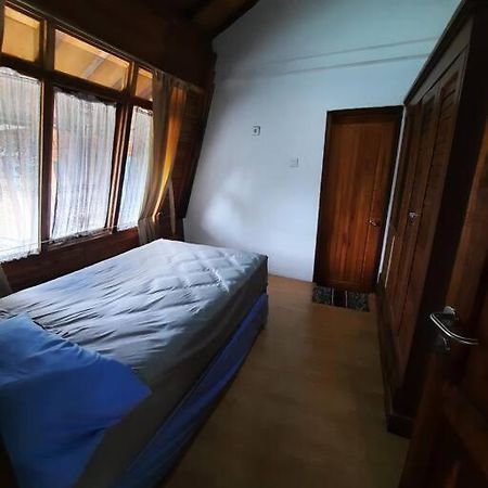 Villa As-Salam, Kadungora, Garut Bagian luar foto