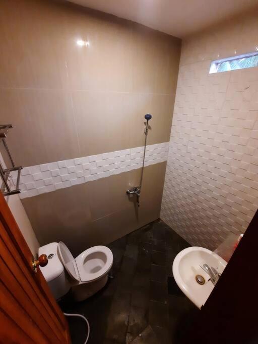 Villa As-Salam, Kadungora, Garut Bagian luar foto
