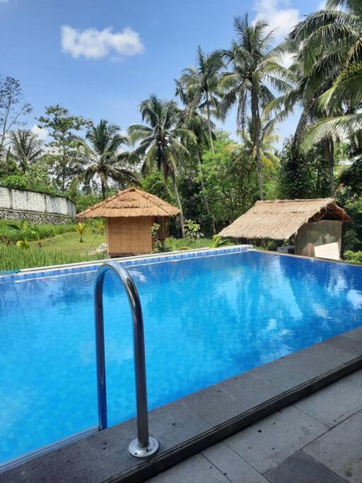 Villa As-Salam, Kadungora, Garut Bagian luar foto